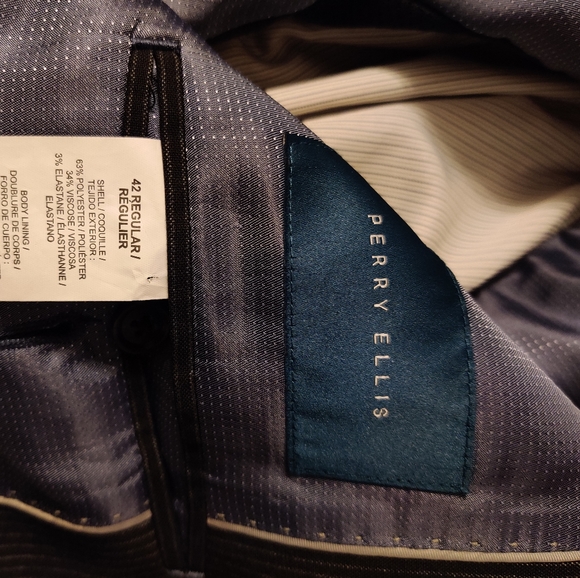 Perry Ellis Suit Jacket - Picture 3 of 4